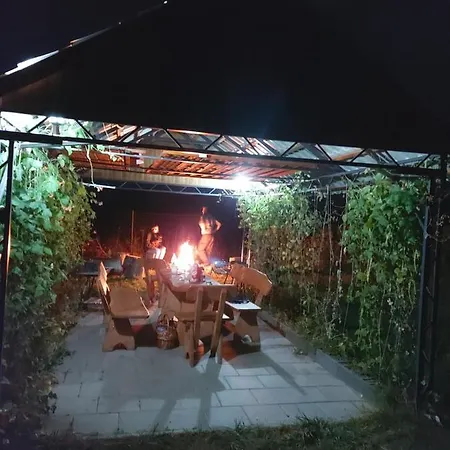 Na Zaciszu W Rynie Nyaraló